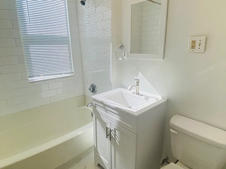 956 Capitol Ave #C1 — Photo 8
