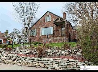 6032 Pierce St, Omaha, NE 68106