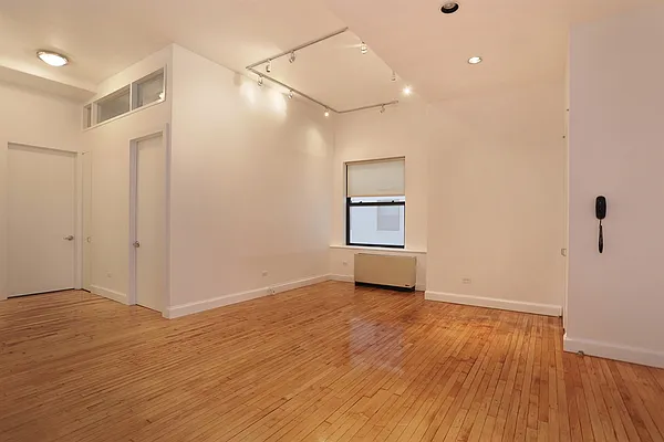 Rented by Corcoran | media 5