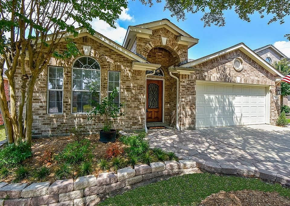 2nd image of 14607 Thornbluff Ct