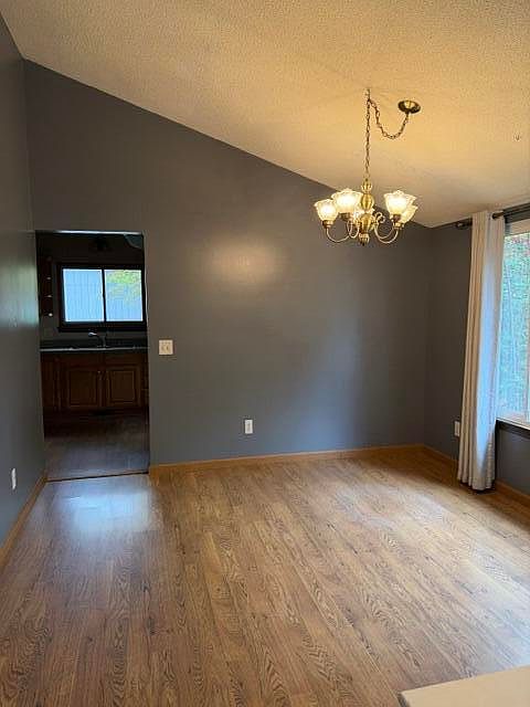 3255 Mccluskey Dr, photo 9