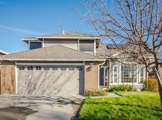 851 Oak Brook Dr, Vacaville, CA