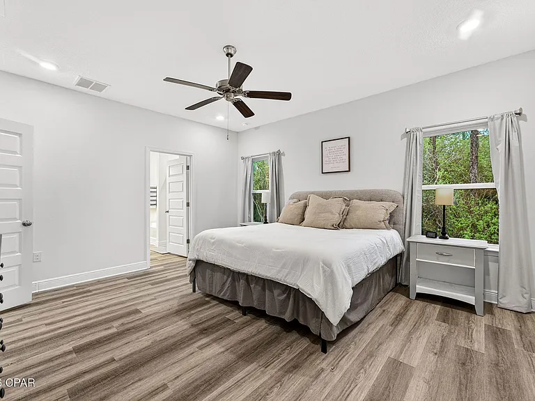 224 Butler Cv — Photo 19