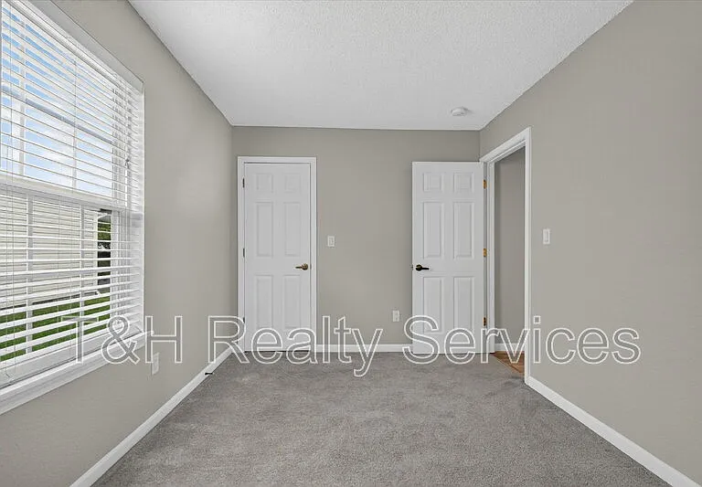 10341 Whitewater Ln — Photo 21