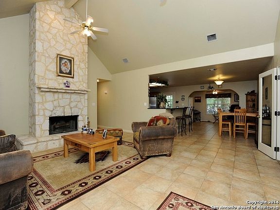 5th image of 7250 Circle Oak Dr
