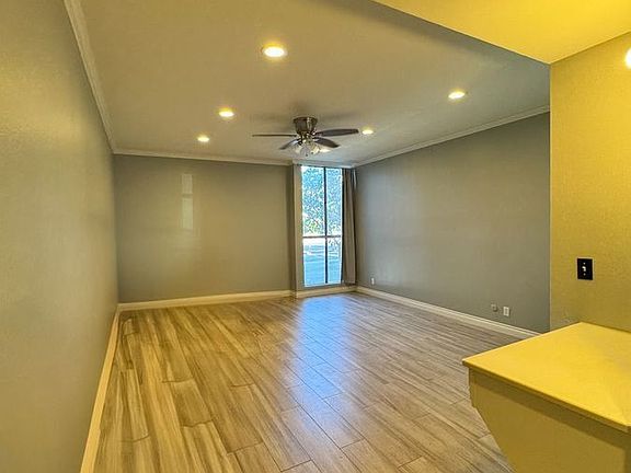 4th image of 17711 Margate St APT 111