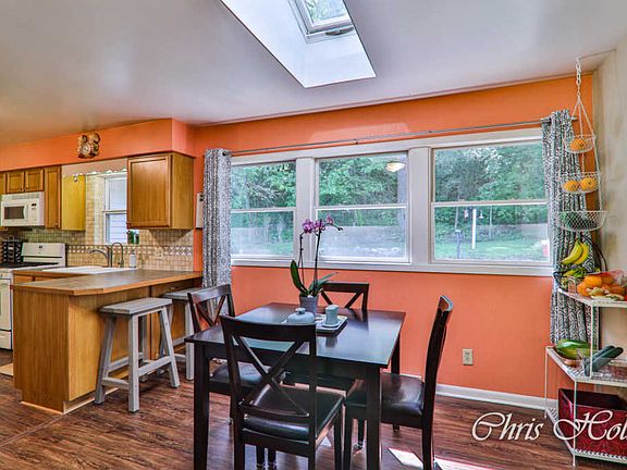 5th image of 1528 Mount Mercy Dr NW
