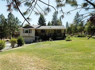 1310 Barker Dr, Merlin, OR 97532