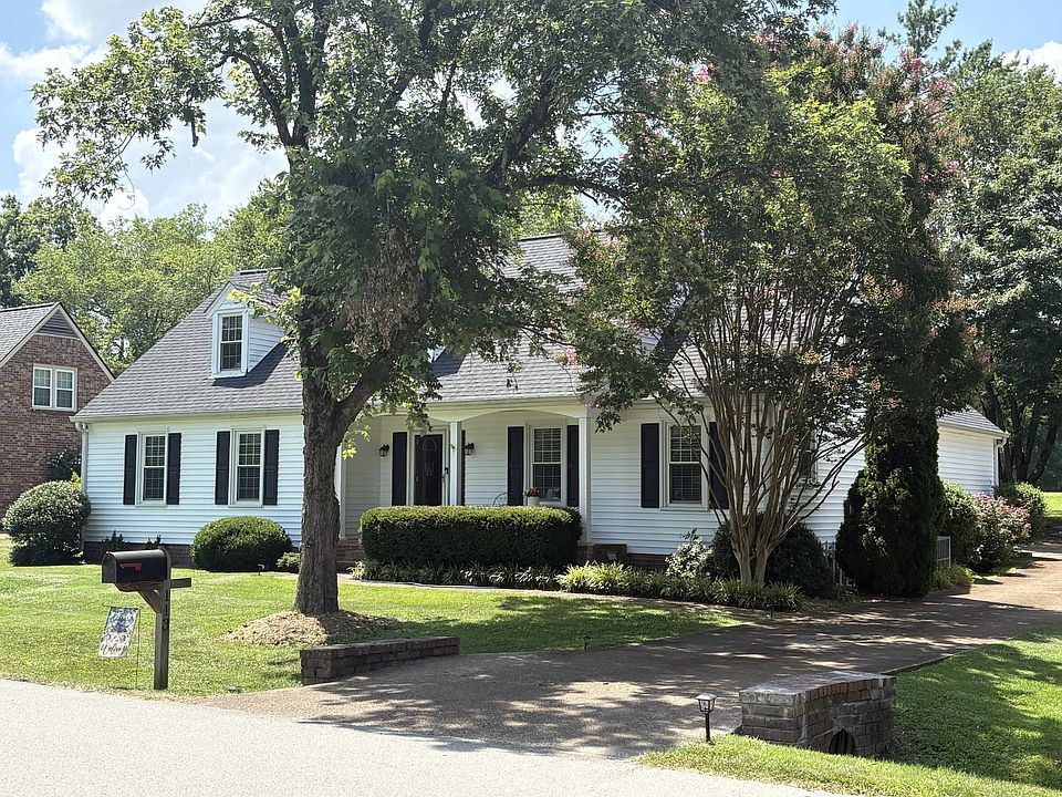1st image of 113 Riverwood Dr