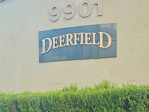 5th image of 9901 Trailwood Dr APT 2150