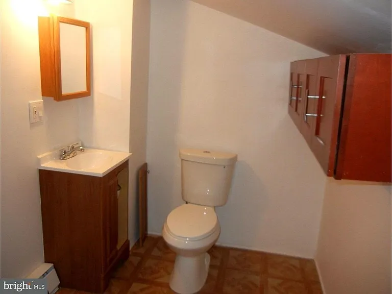 2522 W Montgomery Ave — Photo 8