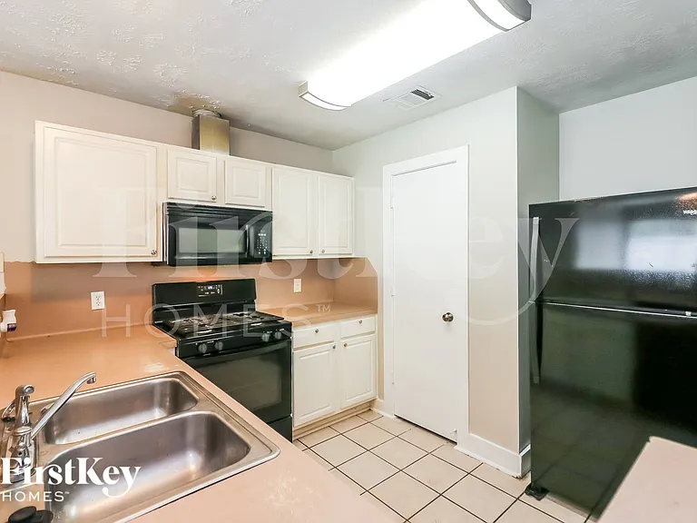 5043 Summit Lodge Dr — Photo 5
