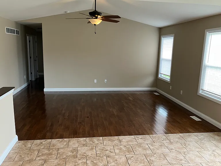 214 Rolling Rock Creek Dr — Photo 4