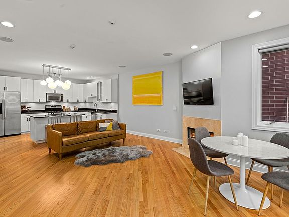 5th image of 2241 W Wabansia Ave APT 102
