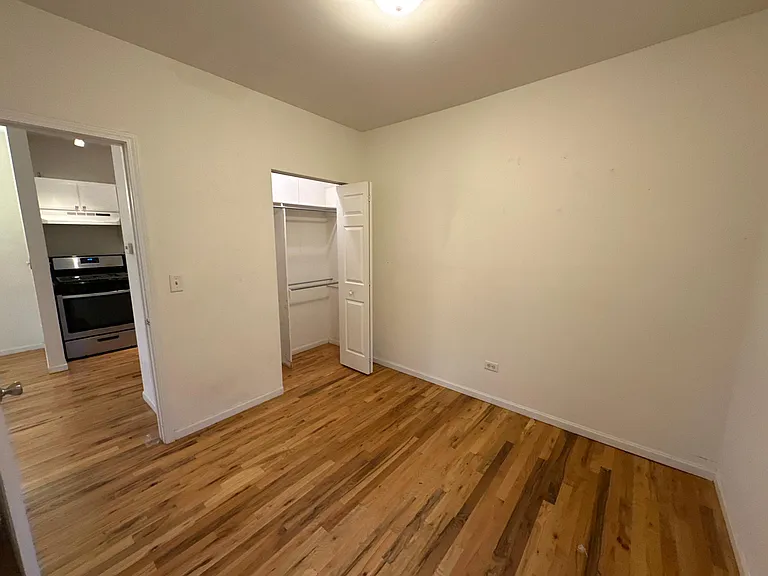 1503 W Nelson St #3R — Photo 6