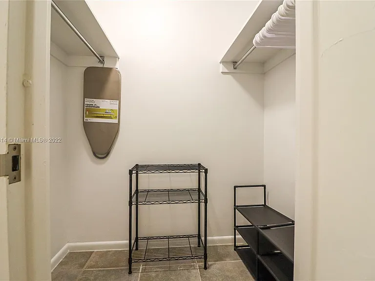 5161 Collins Ave #404 — Photo 57