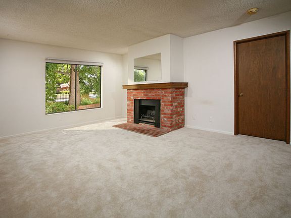 4th image of 7812 Jordan Ave