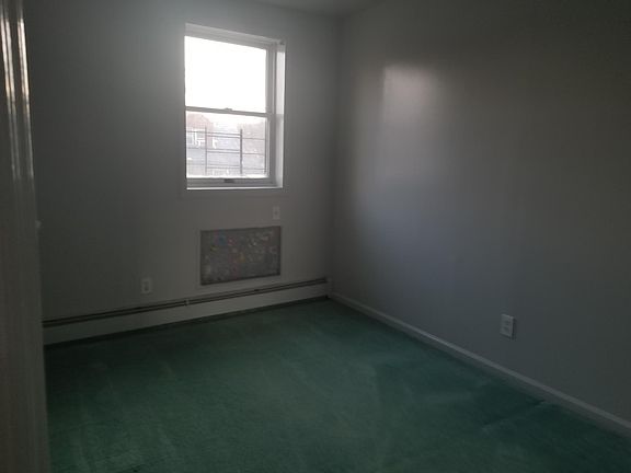 3rd image of 80-26 166th St #3