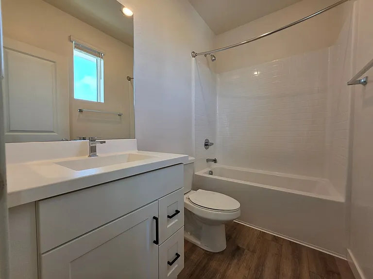 310 Palm Ave — Photo 65