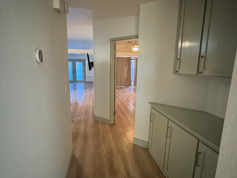2211 N Pinkham St — Photo 7