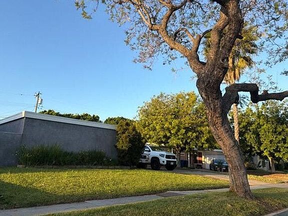 3rd image of 15528 Midcrest Dr