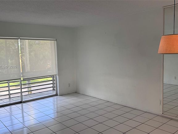 2nd image of 20201 NE 29th Ct APT D214