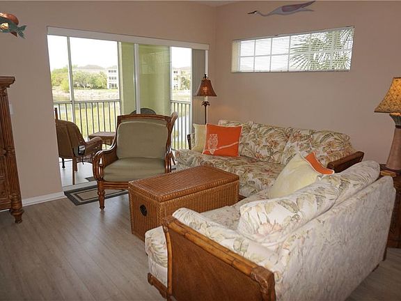 3rd image of 19375 Water Oak Dr Unit 204