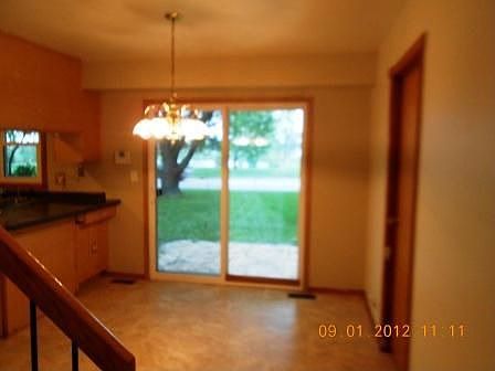 3rd image of 1842 Ashwood Ln