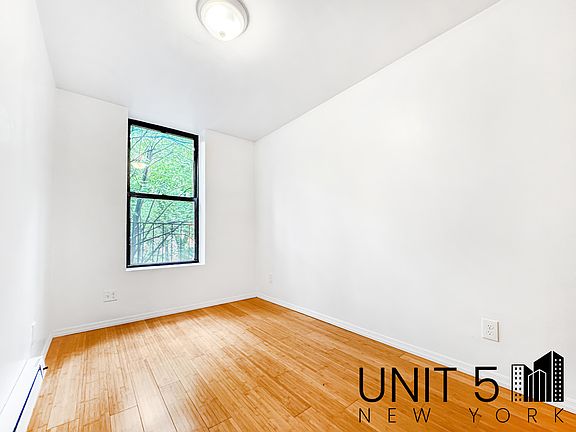 5th image of 1928 Pacific St APT 3F
