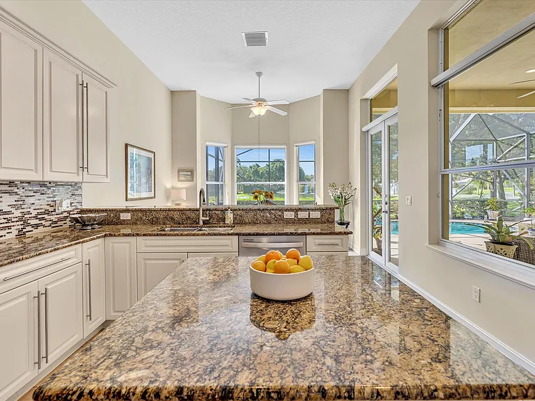 1286 River Reach Dr — Photo 21