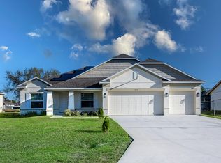 1557 SW Medley Lane SW, Port St Lucie, FL 34953