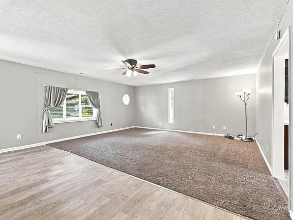 4th image of 3543 W Maple Dr #57