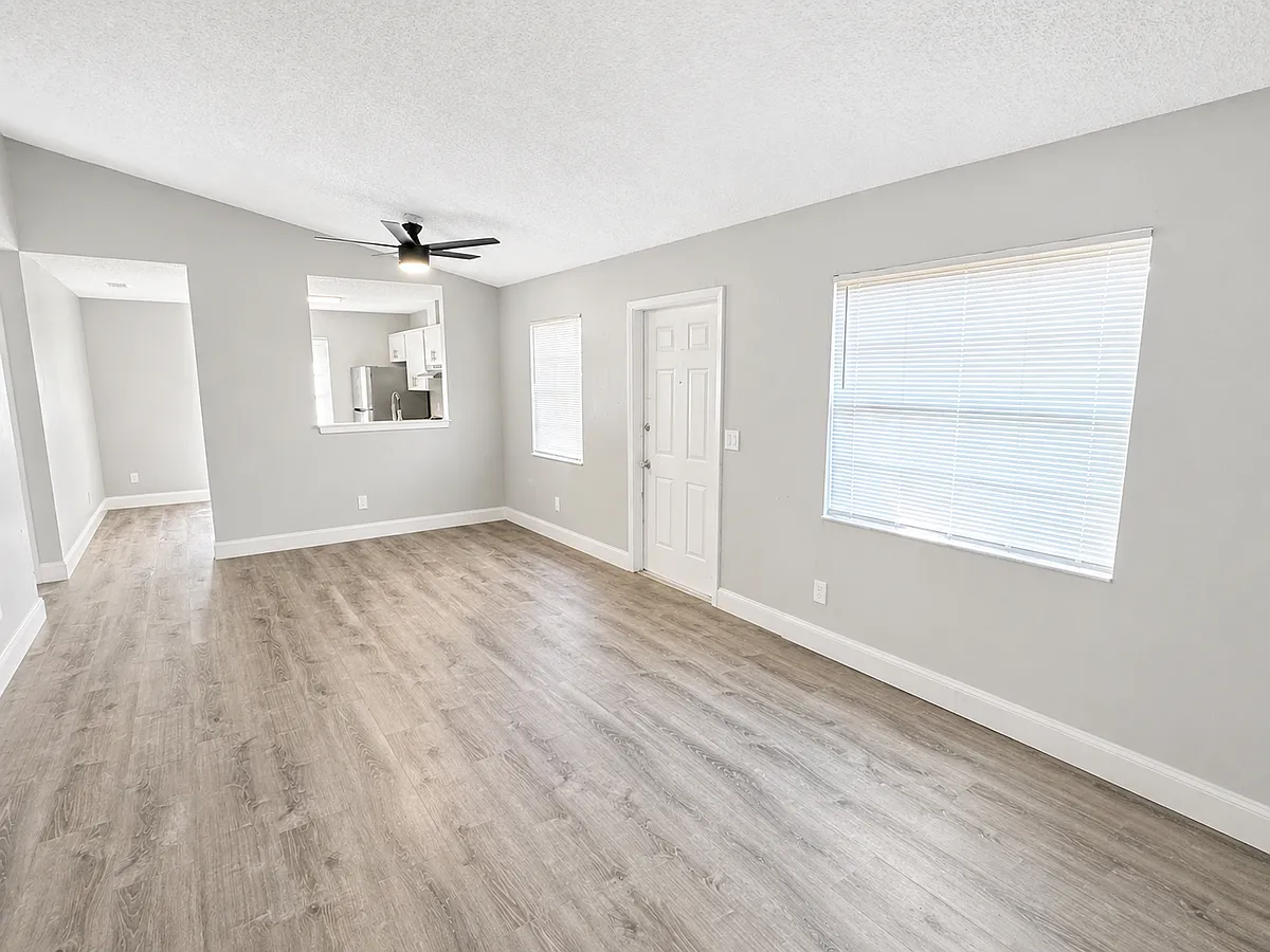 Building Photo - 3133 Huron Ave #A