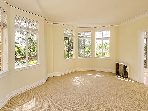 5th image of 345 Forest Ave APT 304