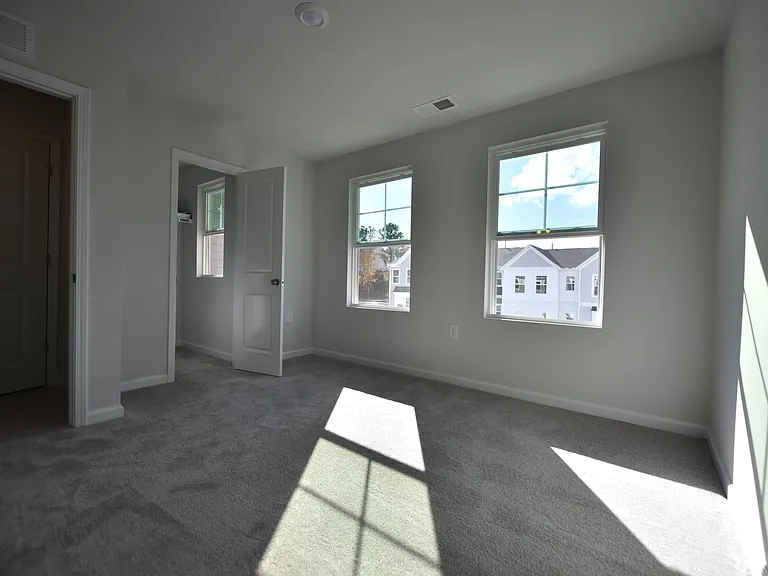 SECOND FLOOR ROOM