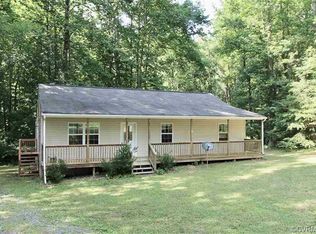 1891 Peach Grove Rd, Louisa, VA 23093