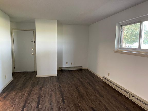 3rd image of 999 Independence Dr #3