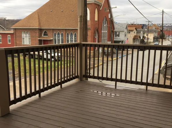 325 Main St, Belle Vernon, PA 15012