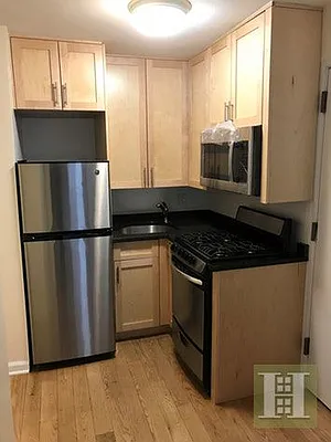 Rented by Halstead Real Estate | media 12