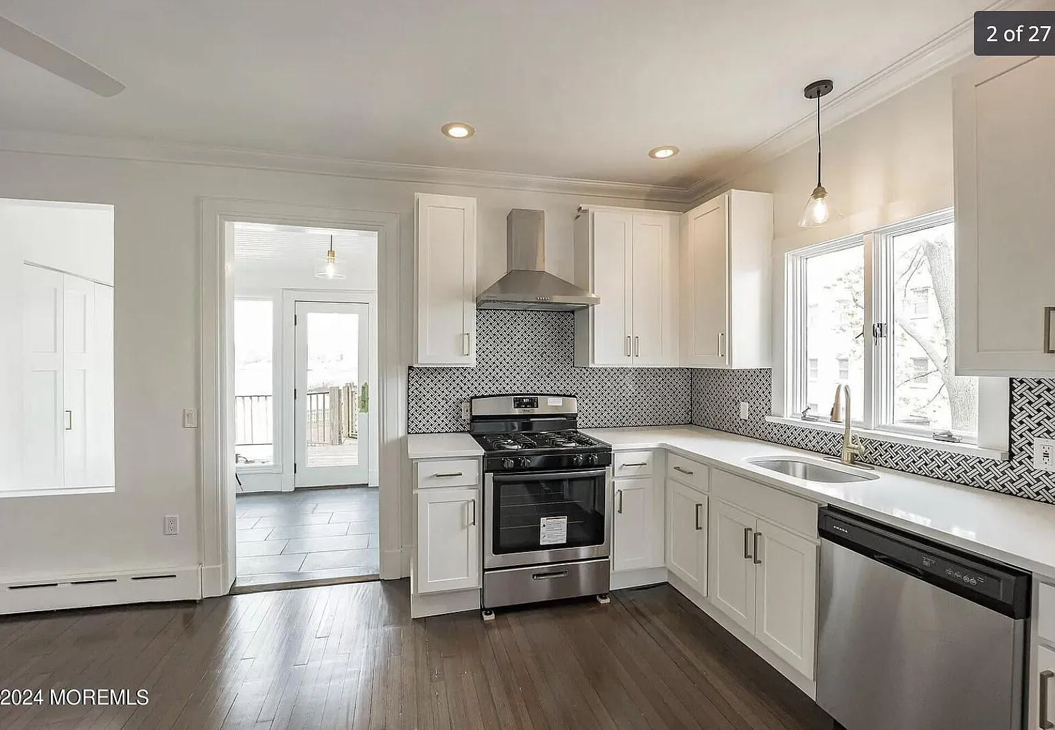 4 bed, $4,599 — Photo 2