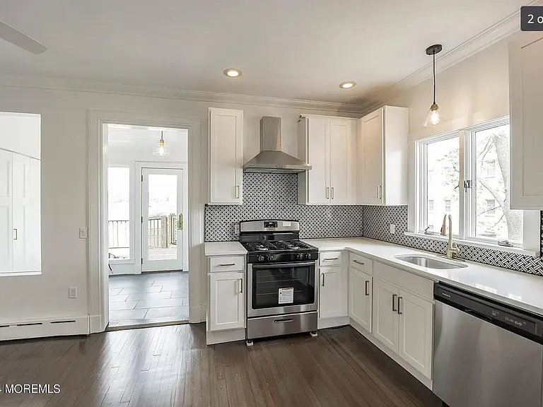 64 Shrewsbury Ave #62A — Photo 2