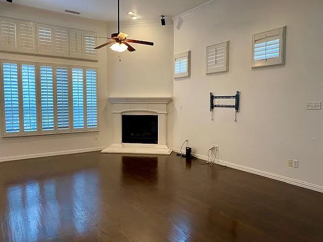 6497 Riviera Dr — Photo 7