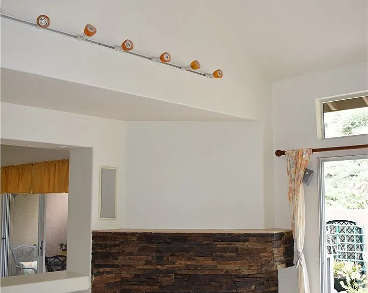 717 S Glenhurst Dr — Photo 6
