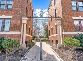 1986 Commonwealth Ave APT 1, Brighton, MA 02135
