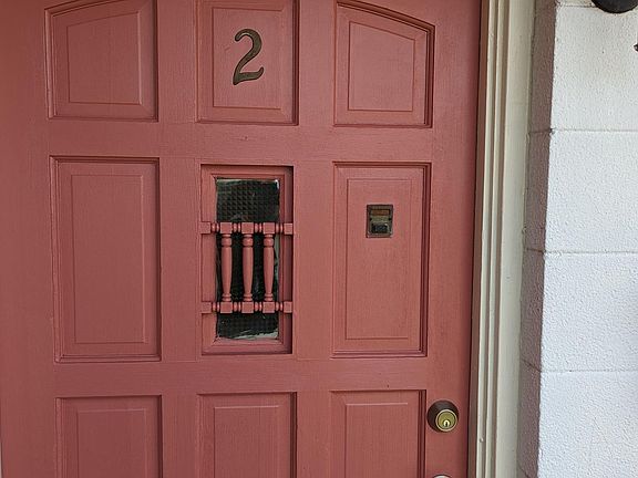 2nd image of 6225 Gateway Ave #2