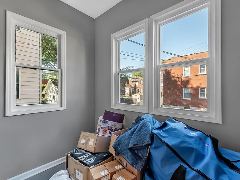 2107 Russell Blvd #1E — Photo 13