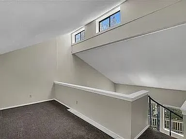 770 Southwood Blvd #3 — Photo 8