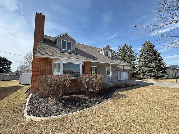 2nd image of 1717 Little Sioux Ln
