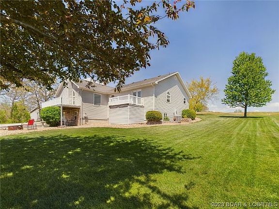 2nd image of 106 Bogey Ln