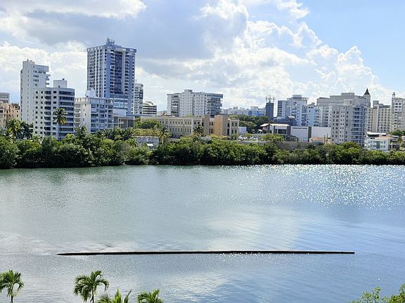 2nd image of Condominio Del Mar Calle Delcasse 20 APT 604